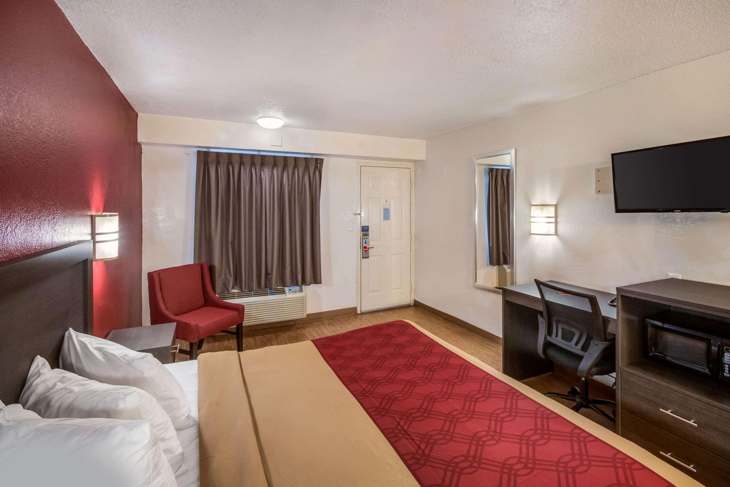 Days Inn By Wyndham Charleston Wv Εξωτερικό φωτογραφία