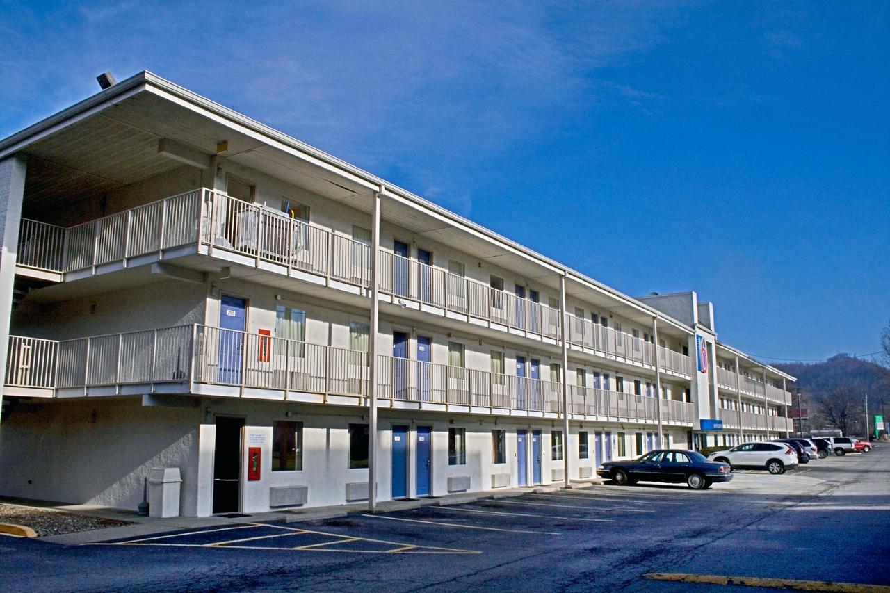 Days Inn By Wyndham Charleston Wv Εξωτερικό φωτογραφία