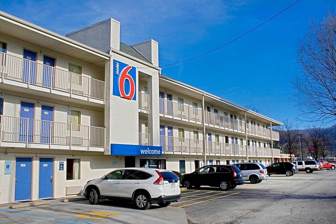 Days Inn By Wyndham Charleston Wv Εξωτερικό φωτογραφία